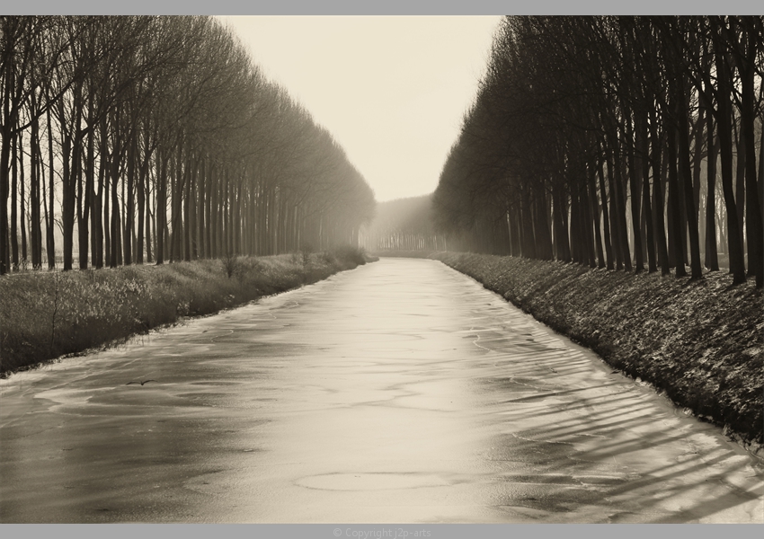 Rivière gélée sur la route de Knokke #1